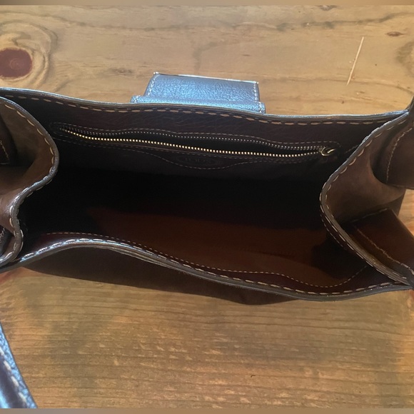 Tod’s Brown Suede Shoulder Bag - Picture 6 of 7